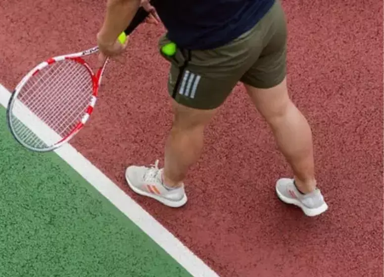 Why Tennis Players Keep Balls In Pockets?