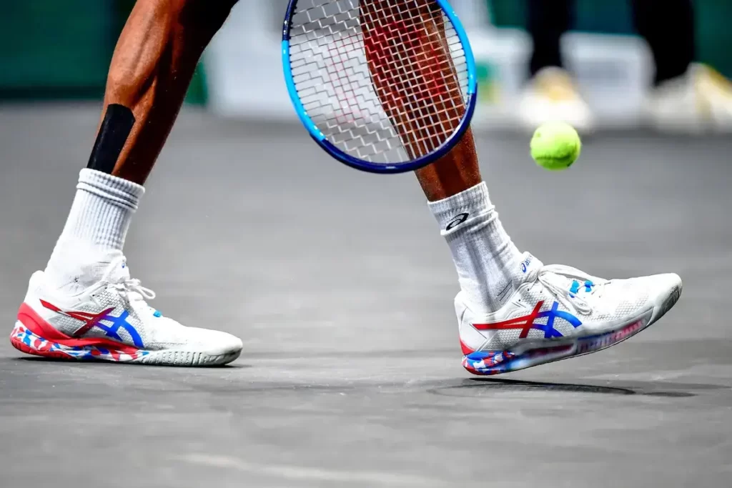 Impact of Tennis Shoe Weight on Your Game